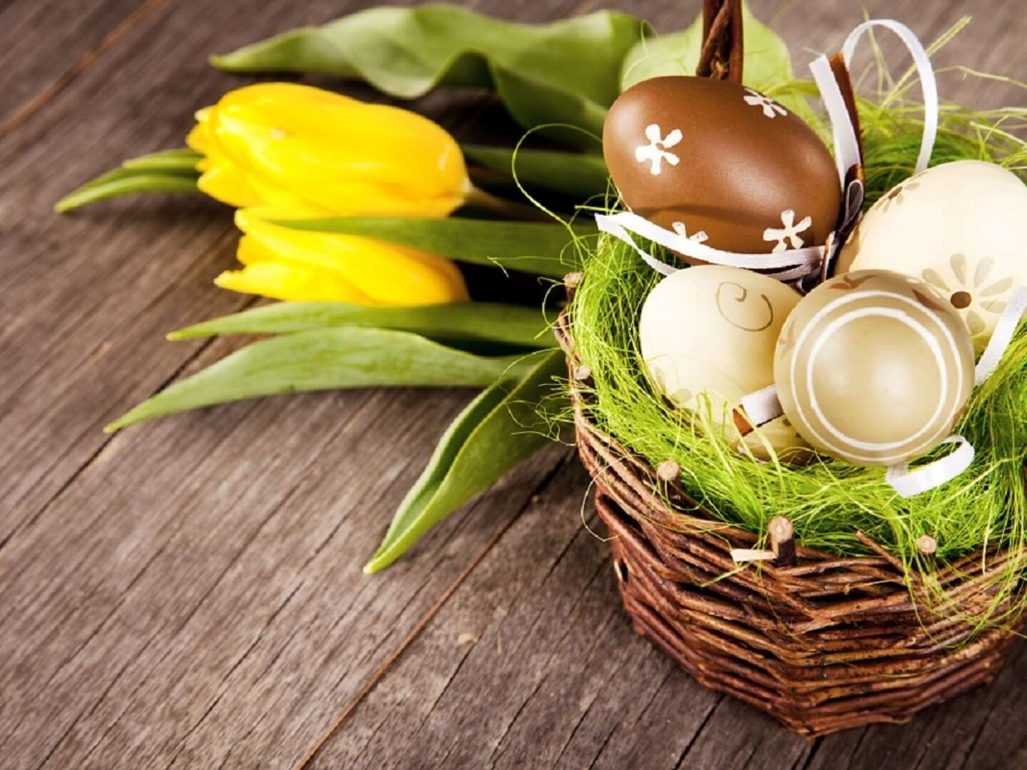 Osterspaß für die ganze Familie Erleben Sie Ostern mit uns in der Heide