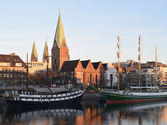 Romantische AusZEIT zu zweit in Bremen inkl. Candlelight-Dinner | 4 Tage