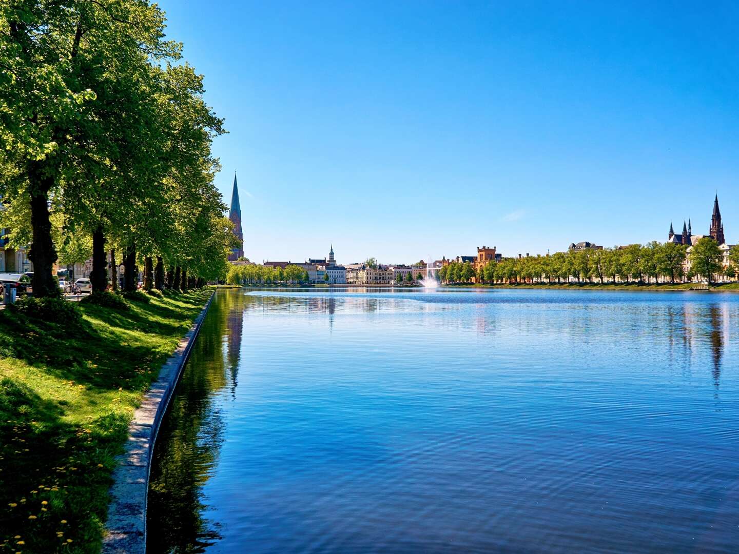 Entdecken Sie das Schweriner Märchenschloss und die Altstadt