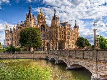 Entdecken Sie das Schweriner Märchenschloss und die Altstadt