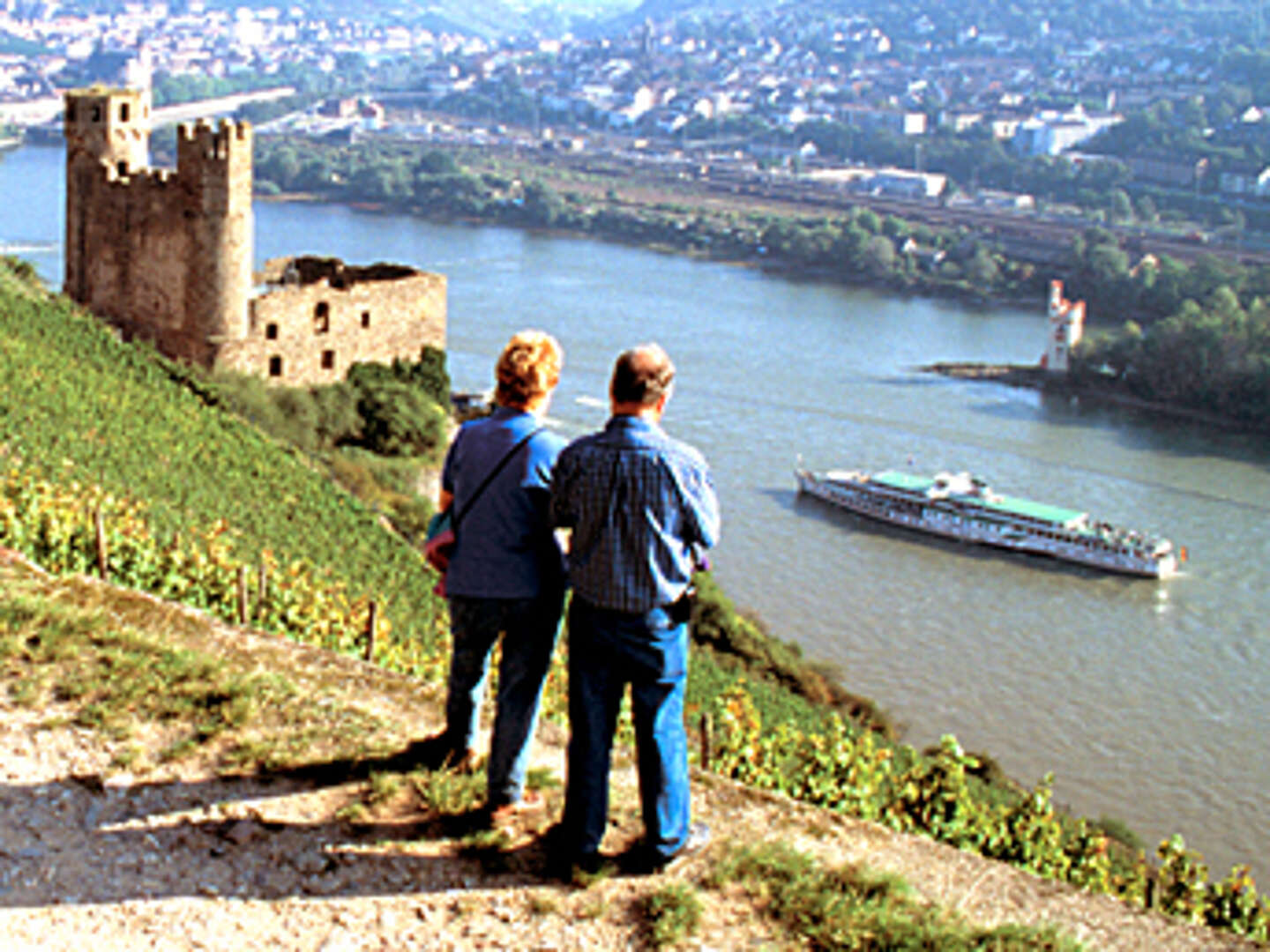 Frühling-Sommer-Herbst am Rhein inkl. Schiffs-, Seil- & Sesselbahnfahrt mit Burgbesichtigung