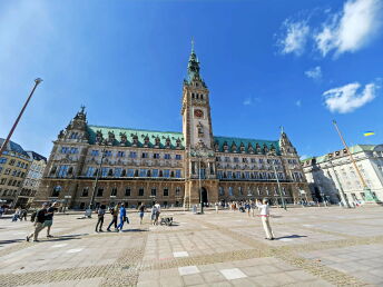 4 Tage die Metropole Hamburg erleben mit Bus und Bahn