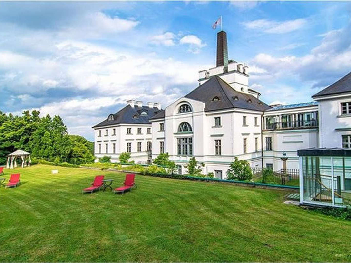 Ihre 5***** Luxus-Auszeit im Schloss - mit Gratisnacht