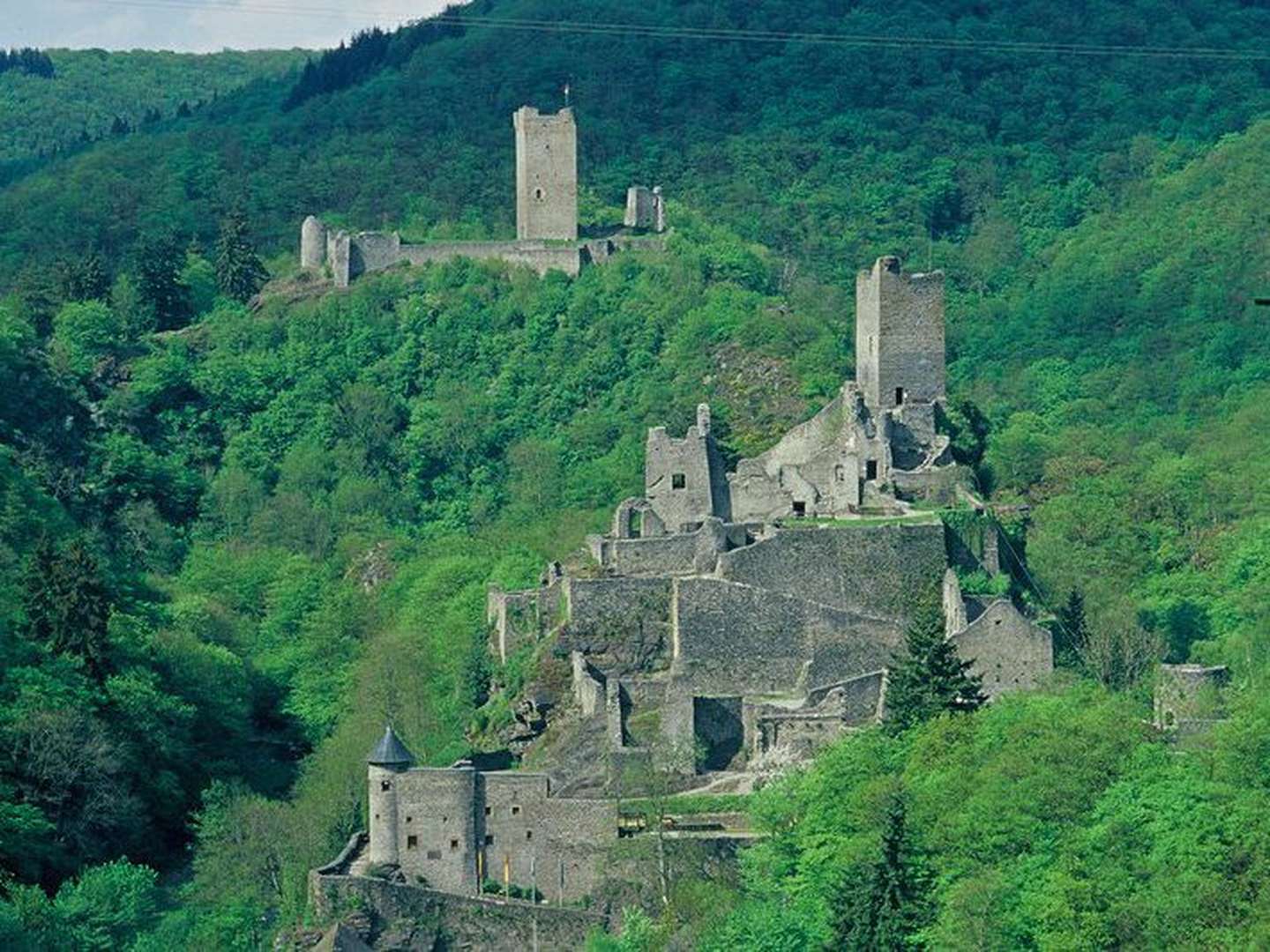 Vulkan-Wellness in der Eifel inkl. Schlemmermenü & Massage