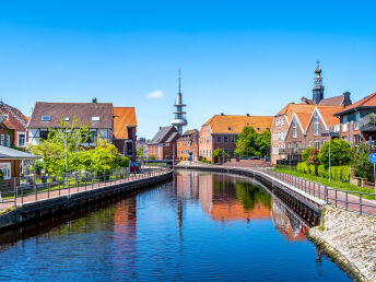 Ostfriesische Momente in der Seehafenstadt Hinte/ Emden inkl. Halbpension & Hafenrundfahrt