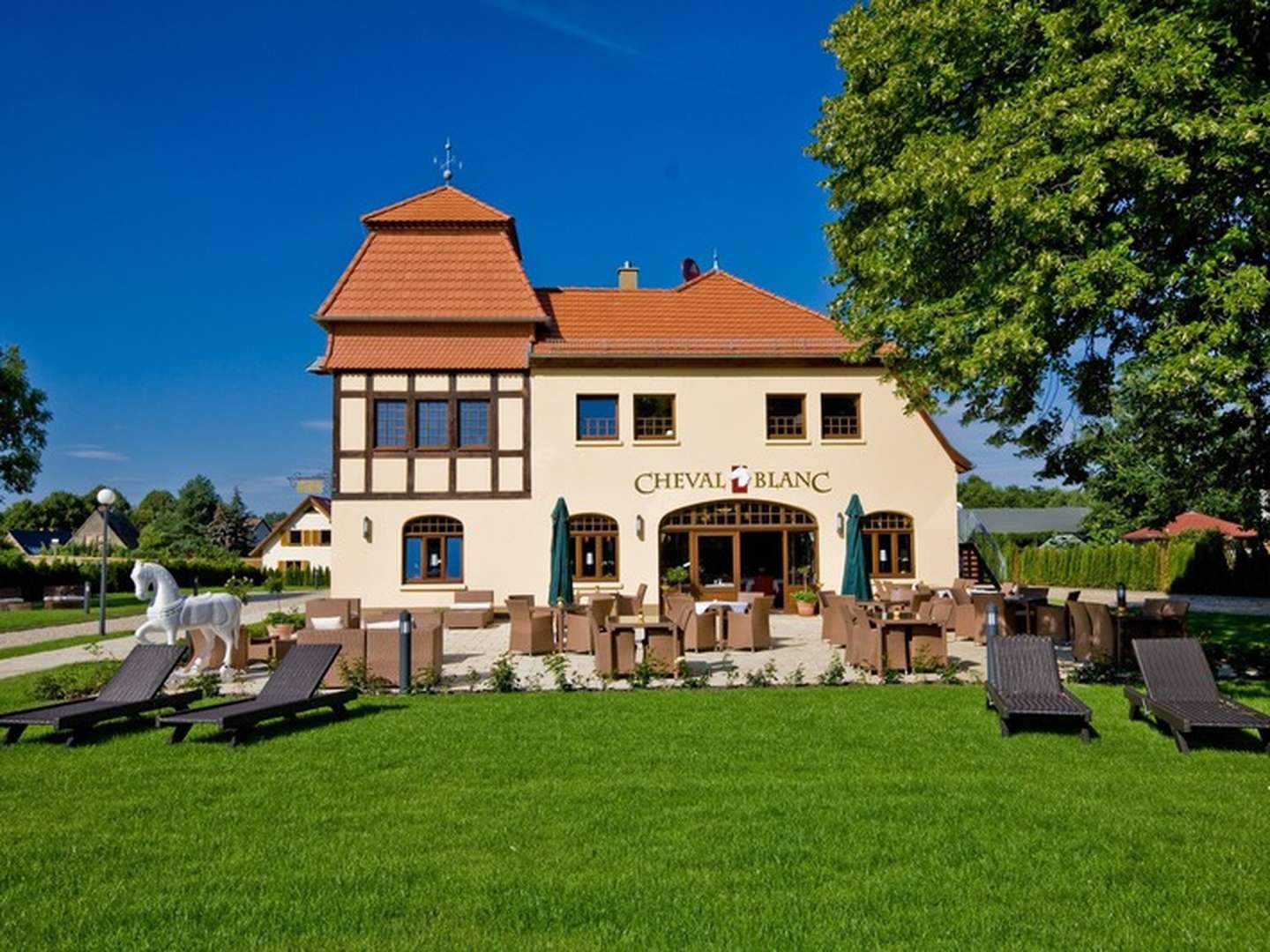 Luxus Auszeit Schloss inkl. Dinner & Champagner