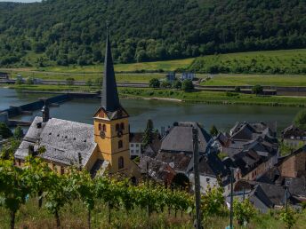 Romantik Special Deluxe - 3 Tage direkt an der Mosel im Weinhotel