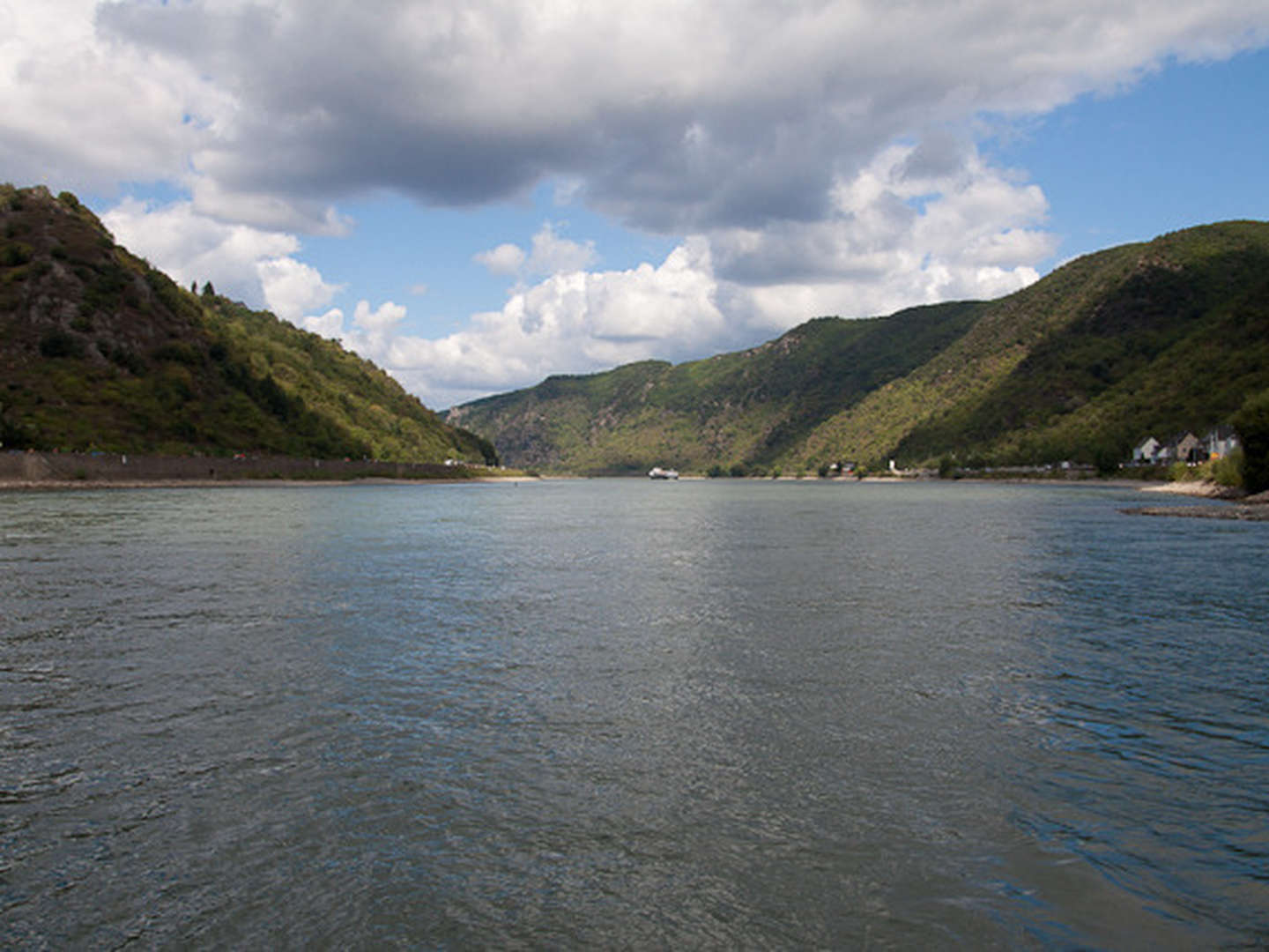 5 Tage - All inklusive Kurzurlaub direkt am Rhein  