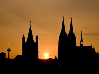 Serenade im Mondschein & Romantik für 3 Tage in Köln