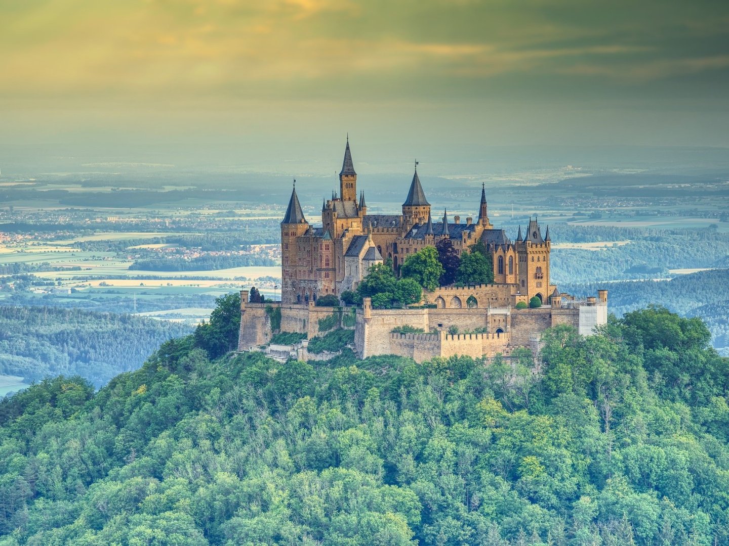 Kultur und Natur im Schwarzwald - Entdeckungstour durch die Burg Hohenzollern | 5 Tage  