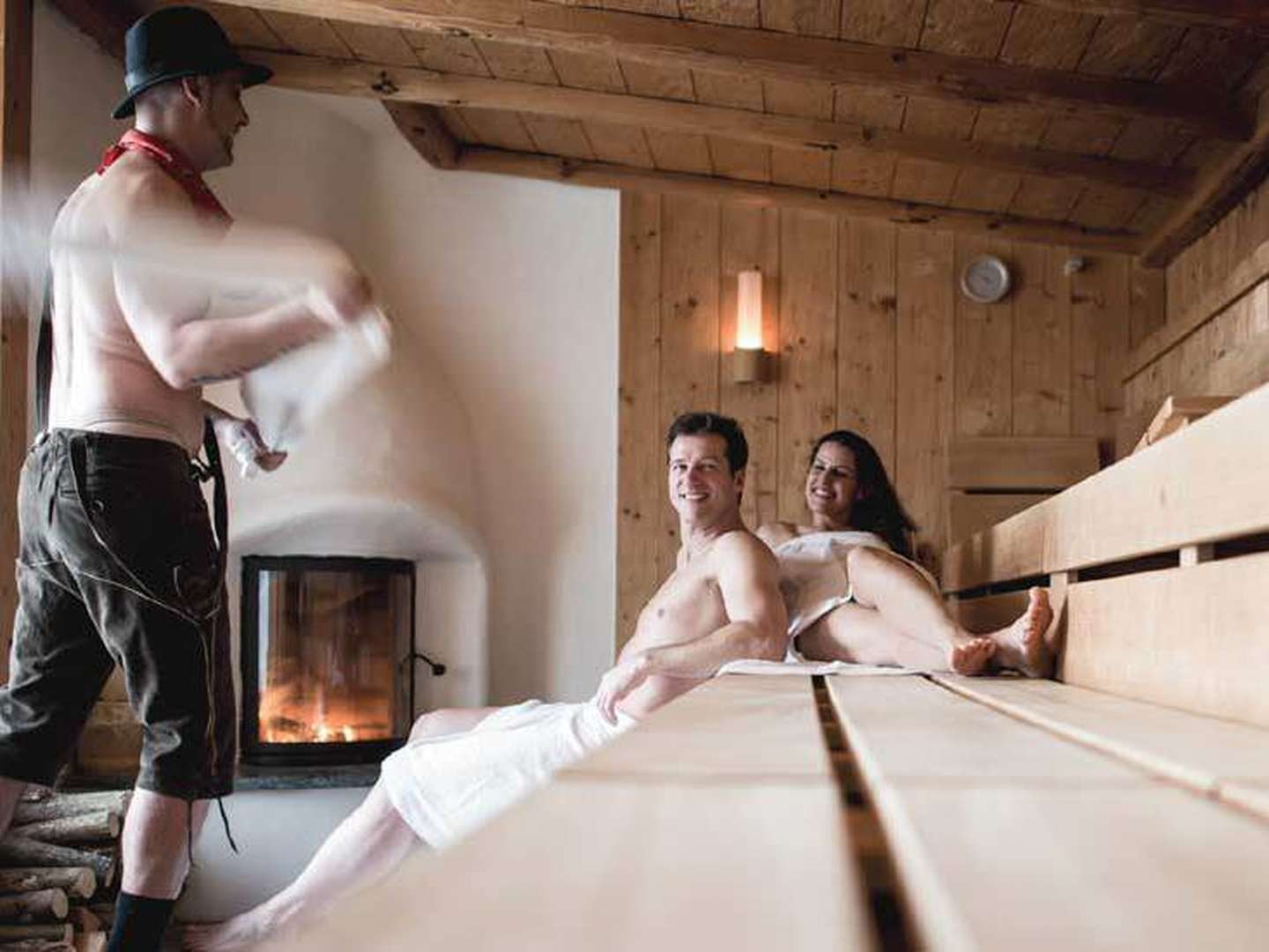 Verwöhnwochenende im Bayerischen Hof inkl. Halbpension, Massage und Sprudelbad