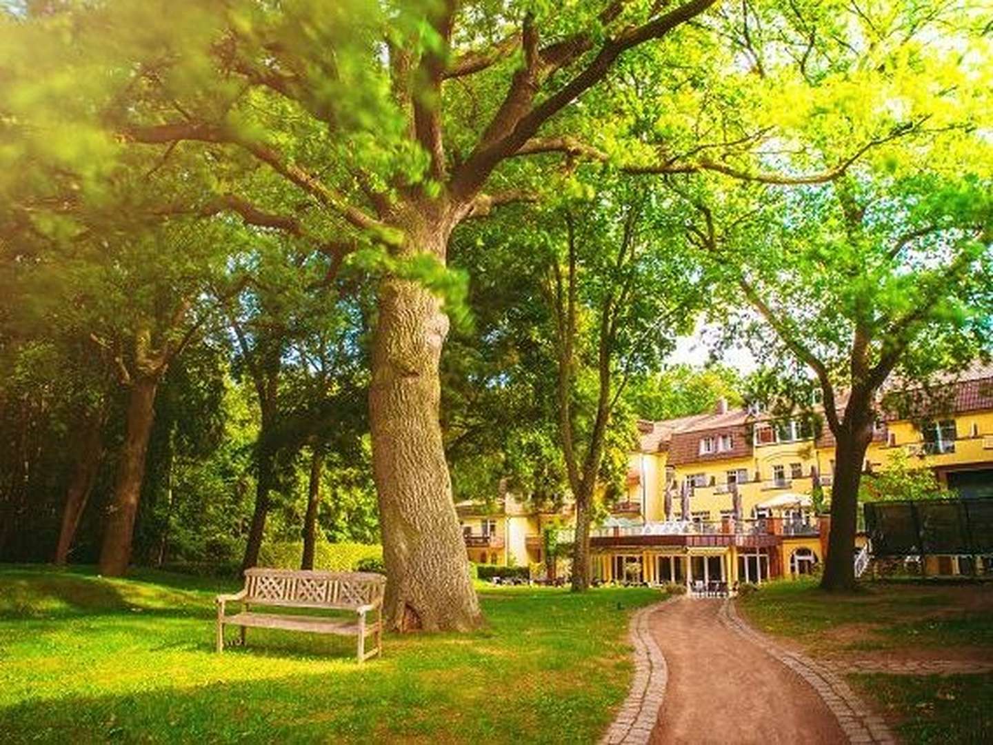 Sparangebot im 4****Sterne Hotel im Kurhaus am Güstrower Inselsee