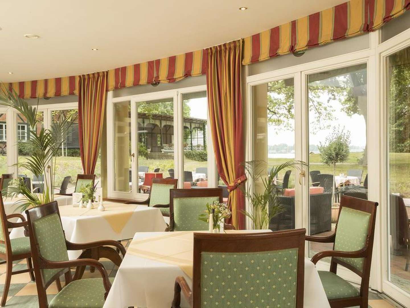 Sparangebot im 4****Sterne Hotel im Kurhaus am Güstrower Inselsee