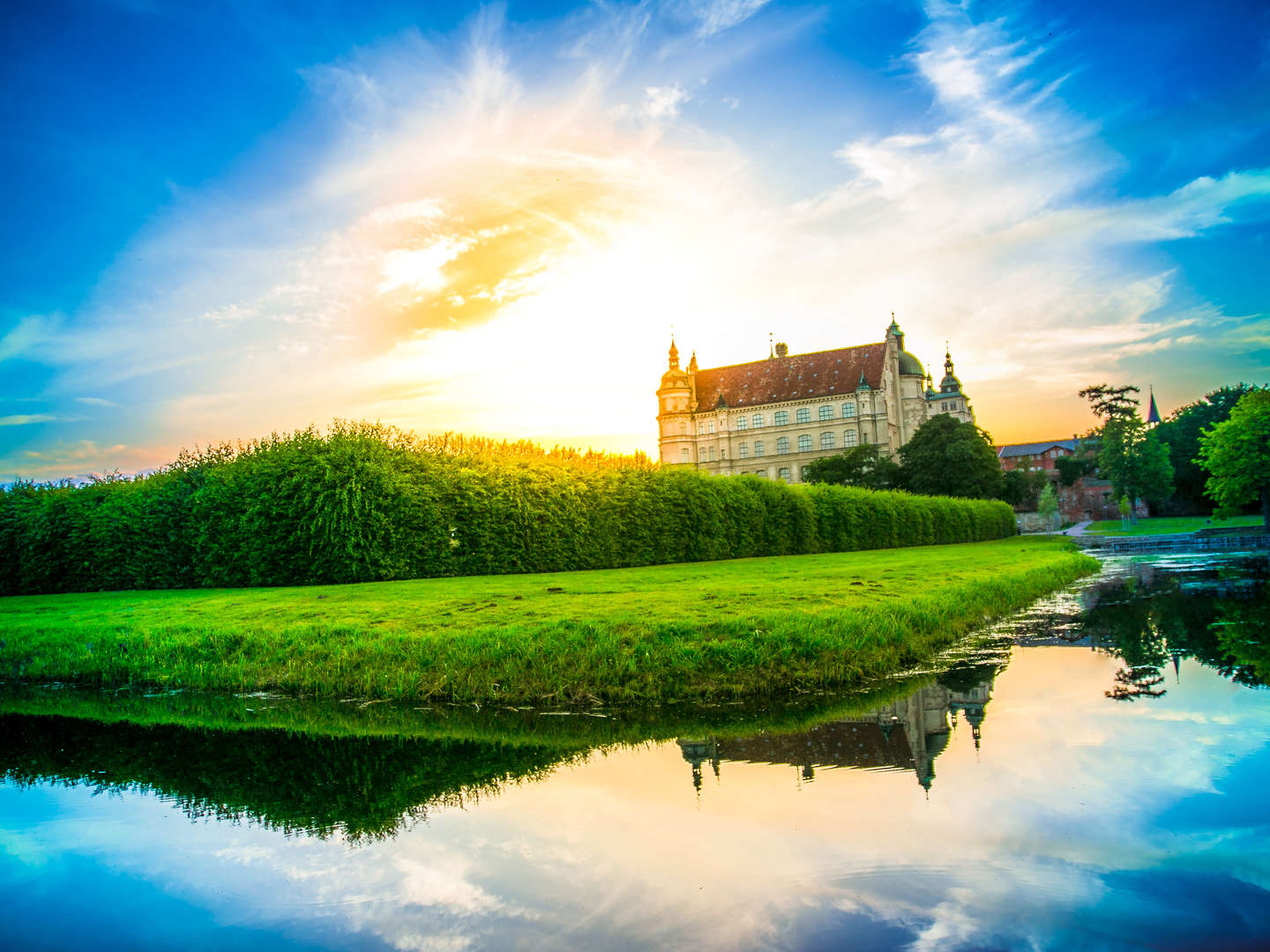 Zu Wasser und zu Land - Urlaub direkt am Inselsee Güstrow 