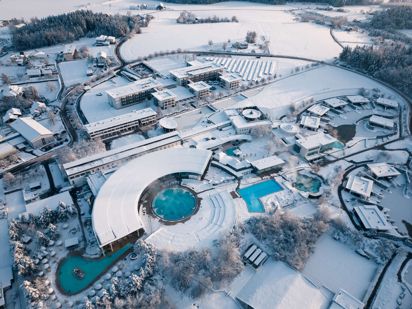 4 Jahreszeiten in Therme der Extraklasse mit Karibik-Flair inkl. Massage