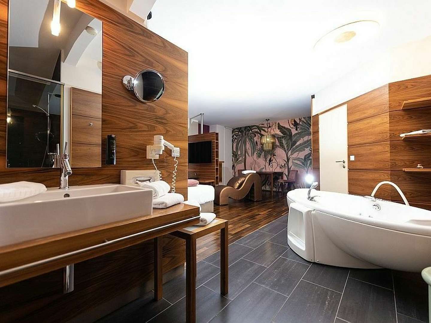 Romantik pur im Kuschelhotel Deluxe mit Kuschelfrühstück und Love-Dinner, Jungle-Spa