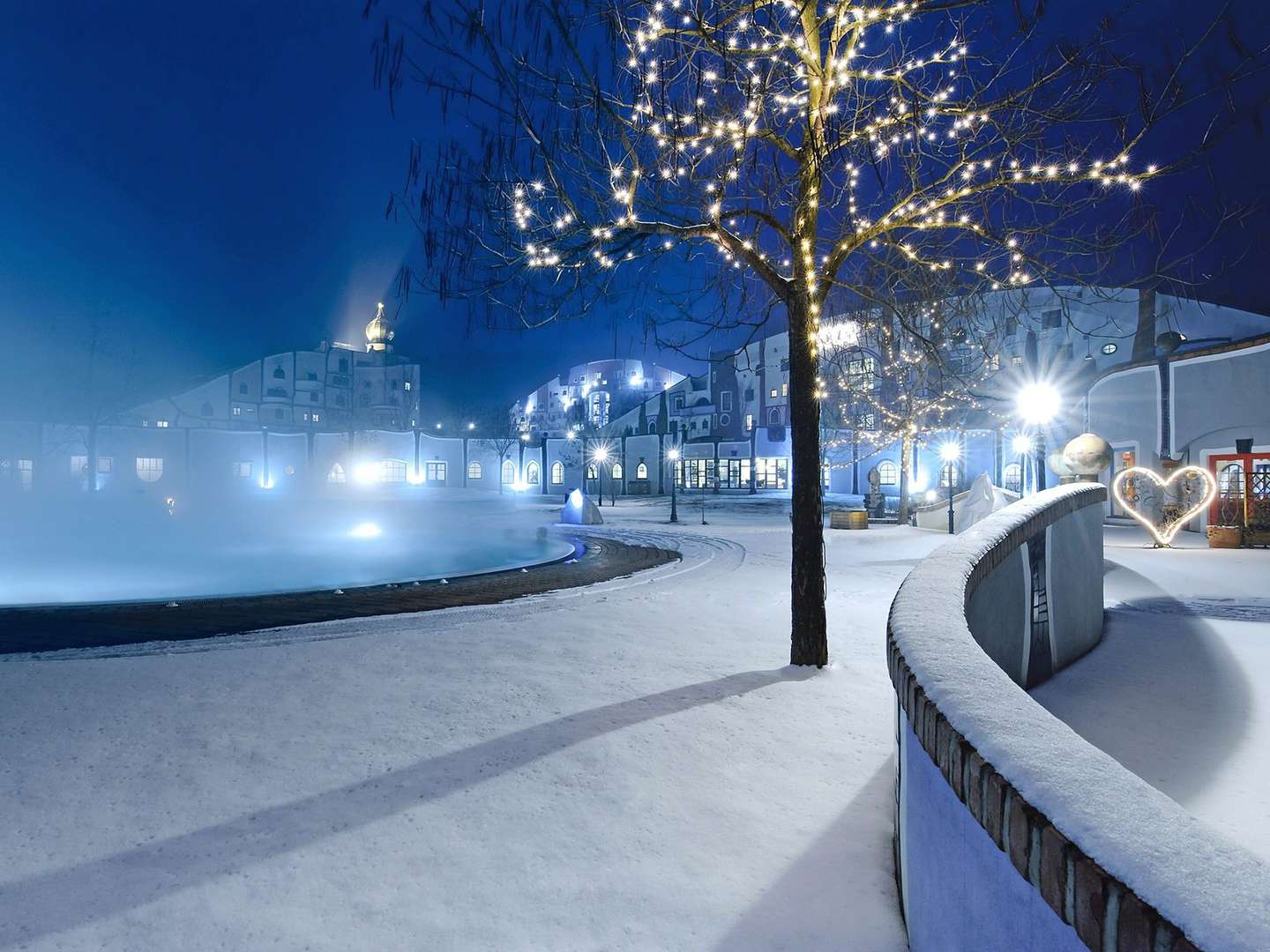 6 Tage Thermenurlaub im größten bewohnbaren Gesamtkunstwerk Österreichs inkl. Eintritt