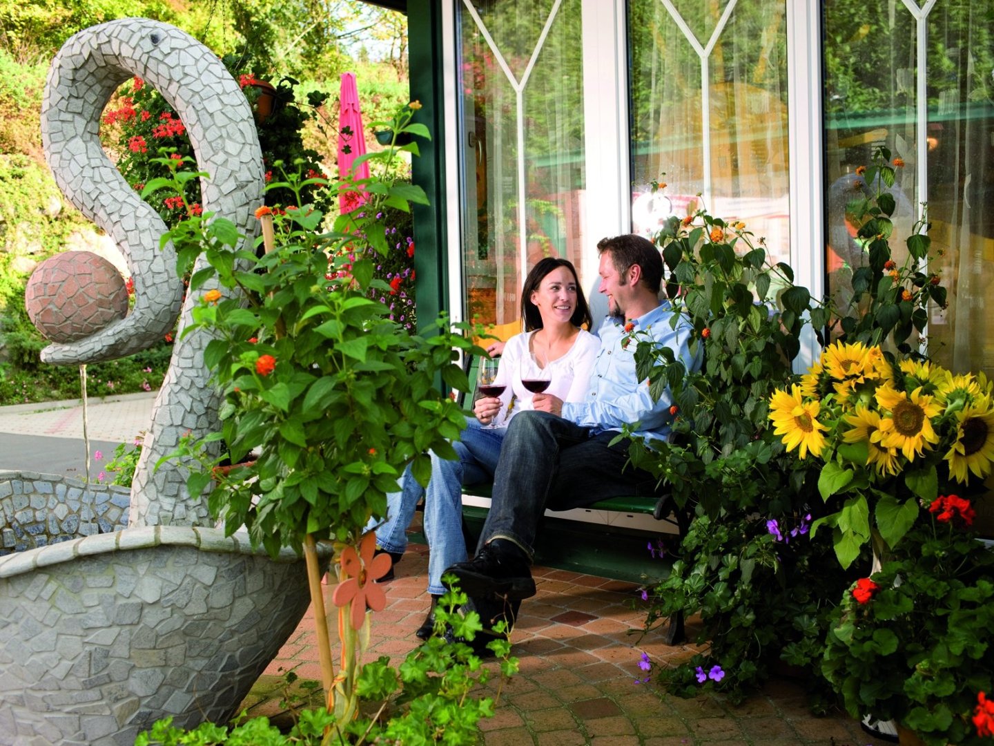 Urlaub zu Maria Himmefahrt im idyllischen Hotel nahe der Therme Loipersdorf    