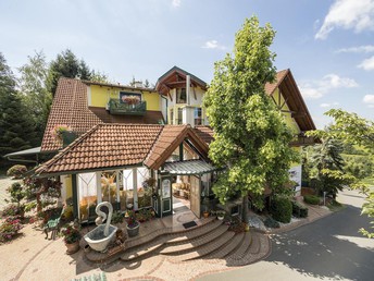 Wellness & Genuss in Loipersdorf mit Heurigengutschein | 2 Nächte