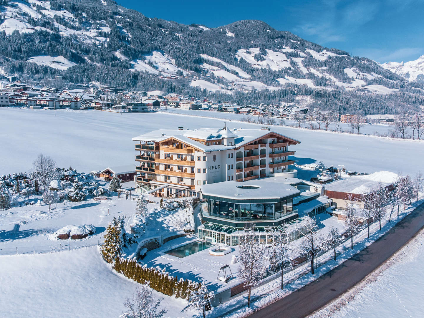 Verwöhntage im 4*S Hotel Held im Tiroler Zillertal inkl. Peeling & Massage