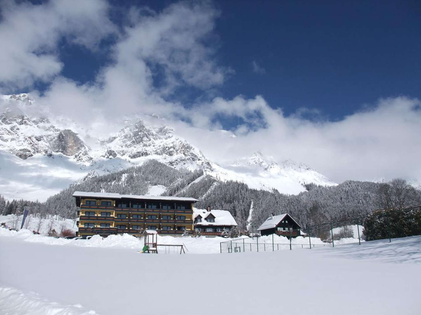 3 Tage Urlaub am Fuße des Dachstein inkl. Fahrt mit den Bergbahnen 