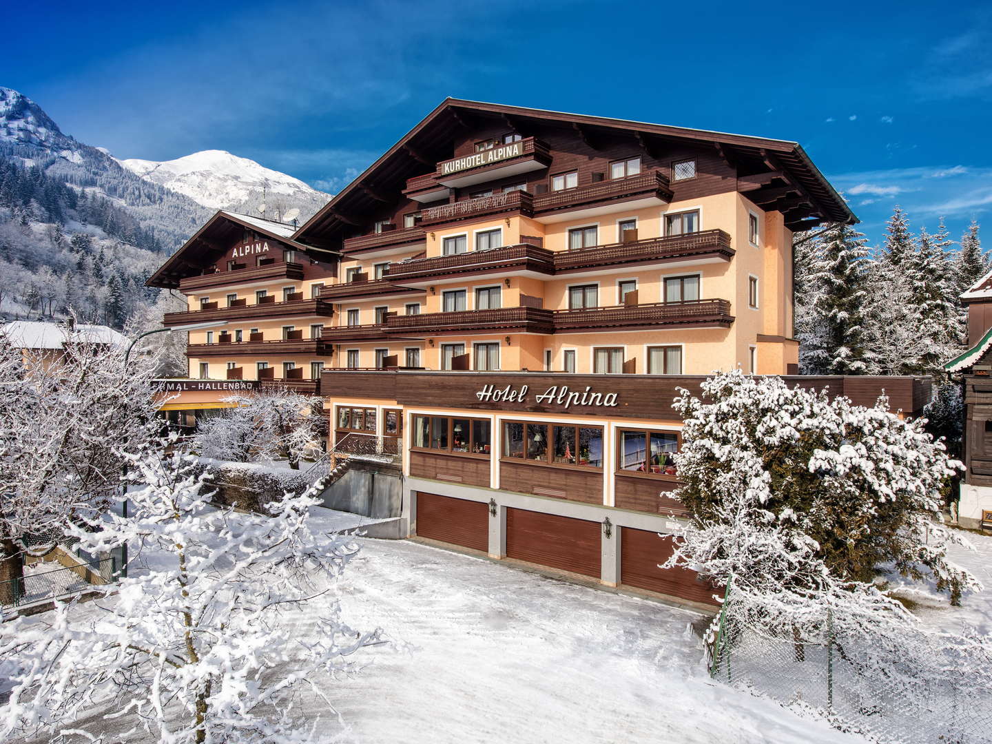 Alpina Wellness-Hit inkl. tägliches Wahlmenü & Eintritt in das Thermal Hallenbad | 2 Nächte