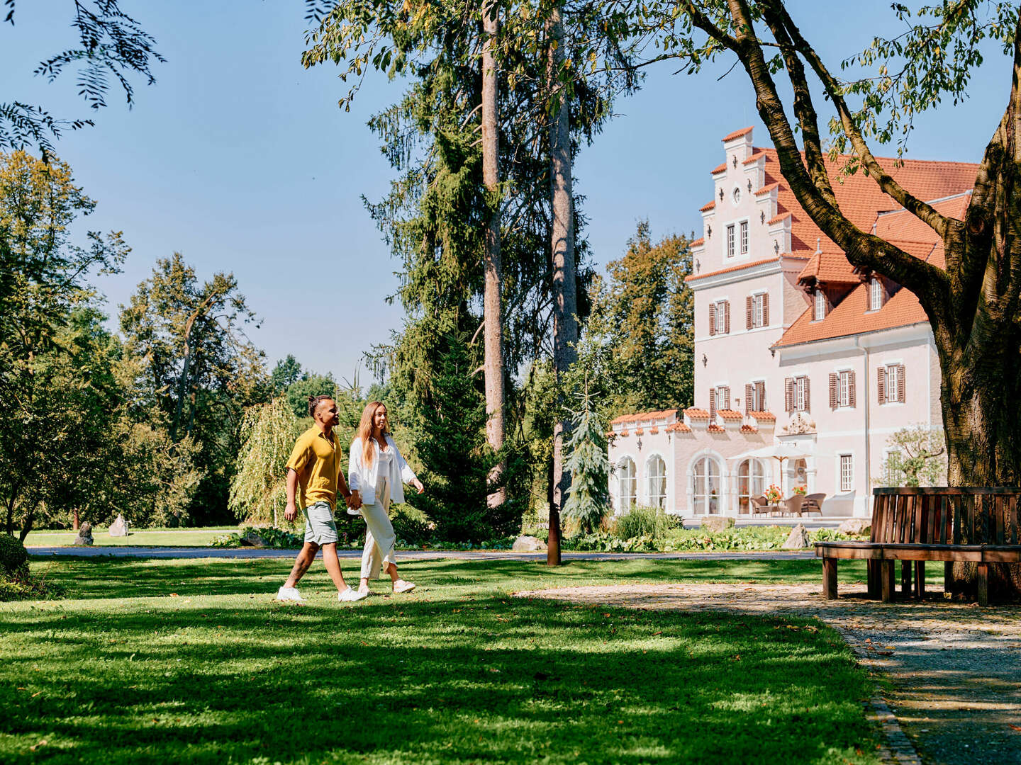 Pure Entspannung inkl. 5 Tage Therme AquaLux & Fahrradverleih | 4 Nächte