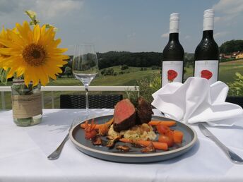 Auszeit im steirischen Weinort Klöch inkl. Weinverkostung | 4 Nächte