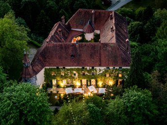  Schloss-Romantikurlaub inkl. Candle-Light-Dinner, Schaumbad & Picknickkorb| 2 Nächte