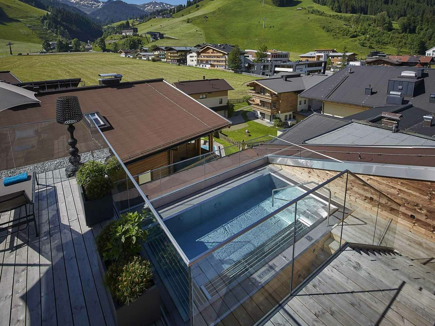 Sommerurlaub in Saalbach Hinterglemm mit Rooftop-Relax-Area | 2 Nächte