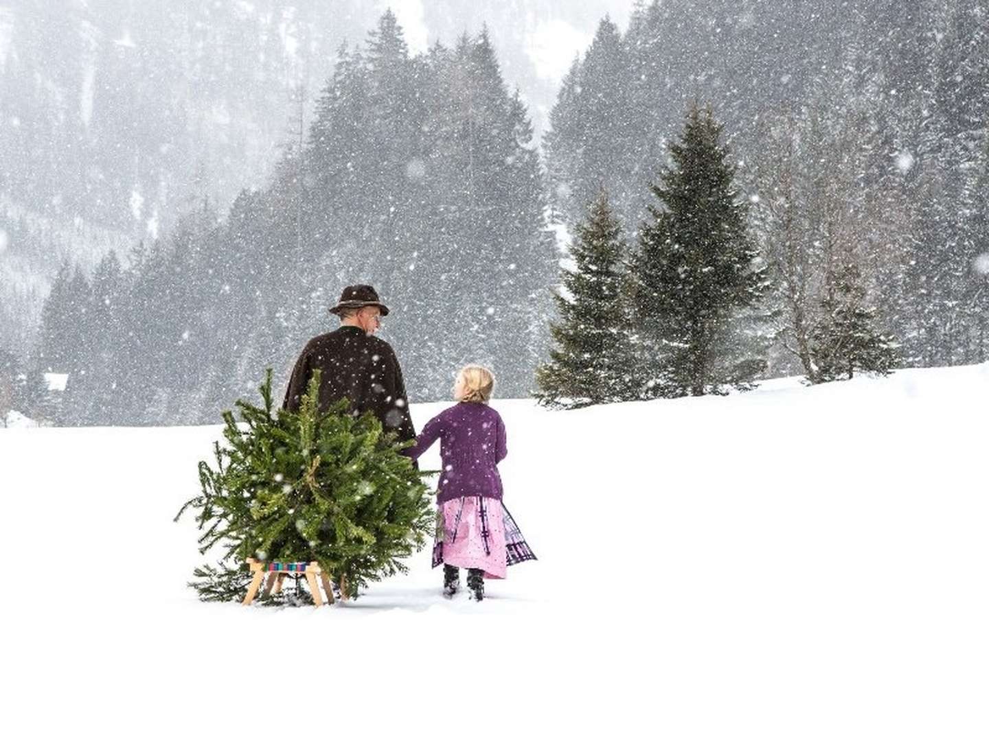 Weihnachten in den Salzburger Bergen inkl. Weihnachtsfeier am Heiligen Abend | 4 Nächte