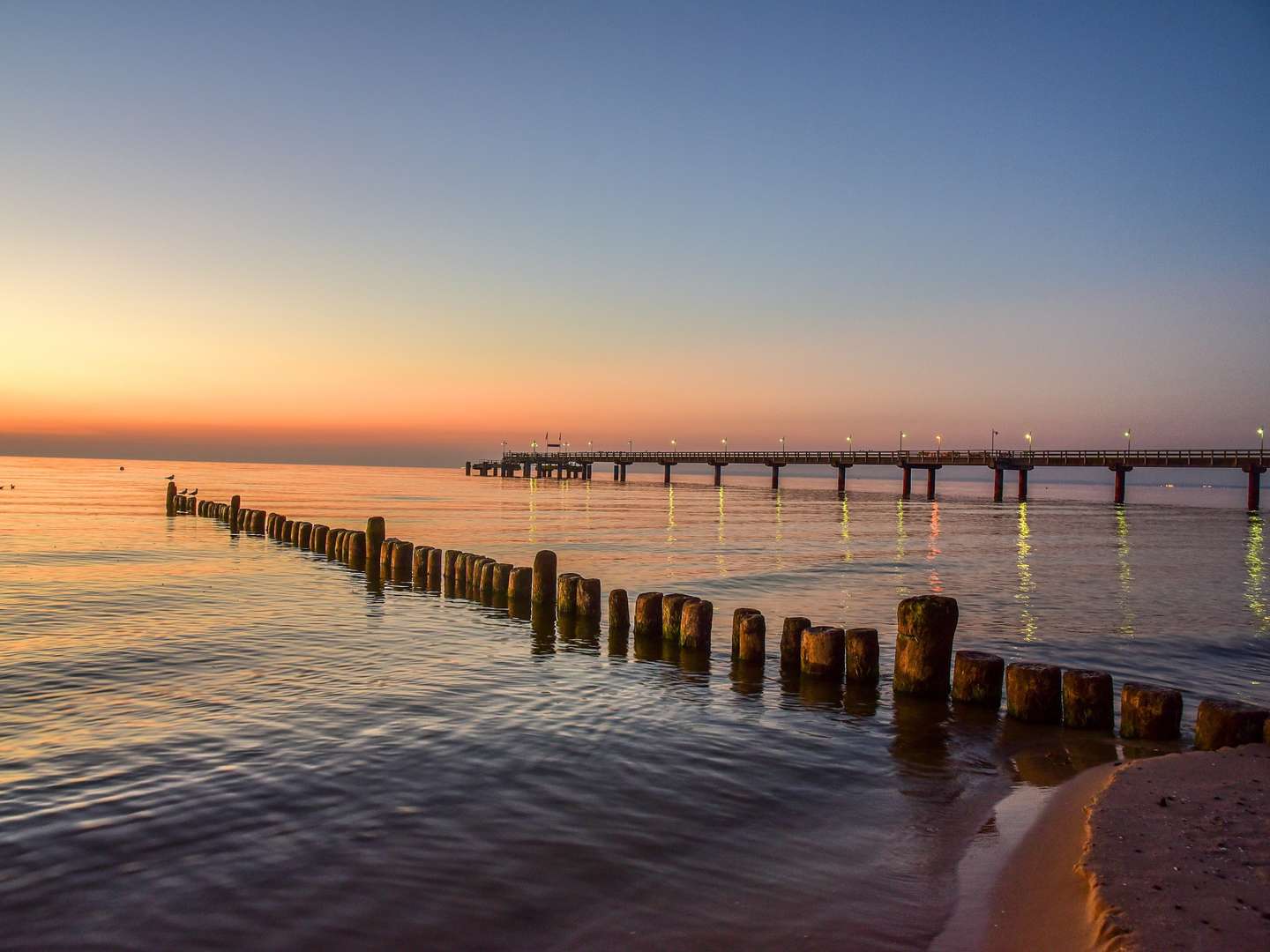 Herbstzeit im Fischerstrand direkt am Meer