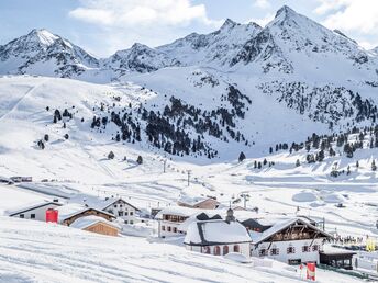 Ski Free Saisonbeginn in Tirol inkl. Halbpension & Skipass | 3 Nächte