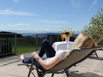 Höchsten Auszeit - mit Blick auf Bodensee & Alpen  genießen