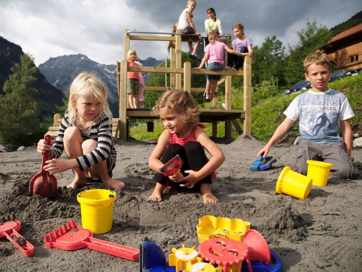 4=3 Bonustage nach Pfingsten im Familienhotel in Vorarlberg