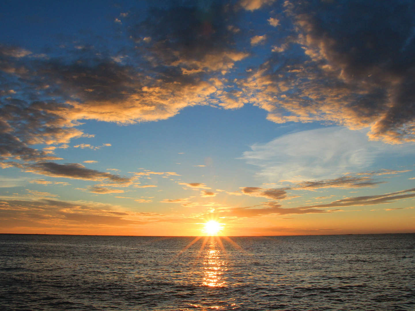 Sonnenuntergang direkt am Strand - 7 Tage Kurzurlaub an der Ostsee