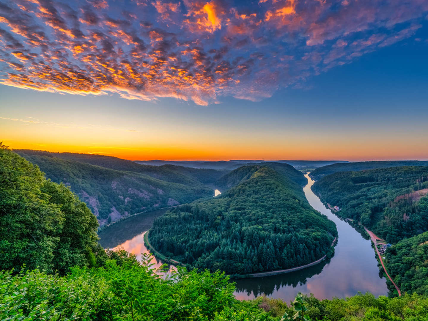 Goldener Herbst an der Saarschleife inkl. Baumwipfelpfad & Cloefbad