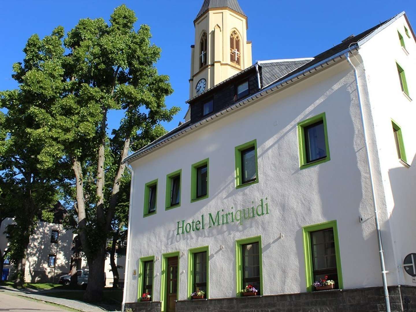 6 Tage/ 5 Nächte Kurzurlaub Hotel Miriquidi mit Premium All Inklusive