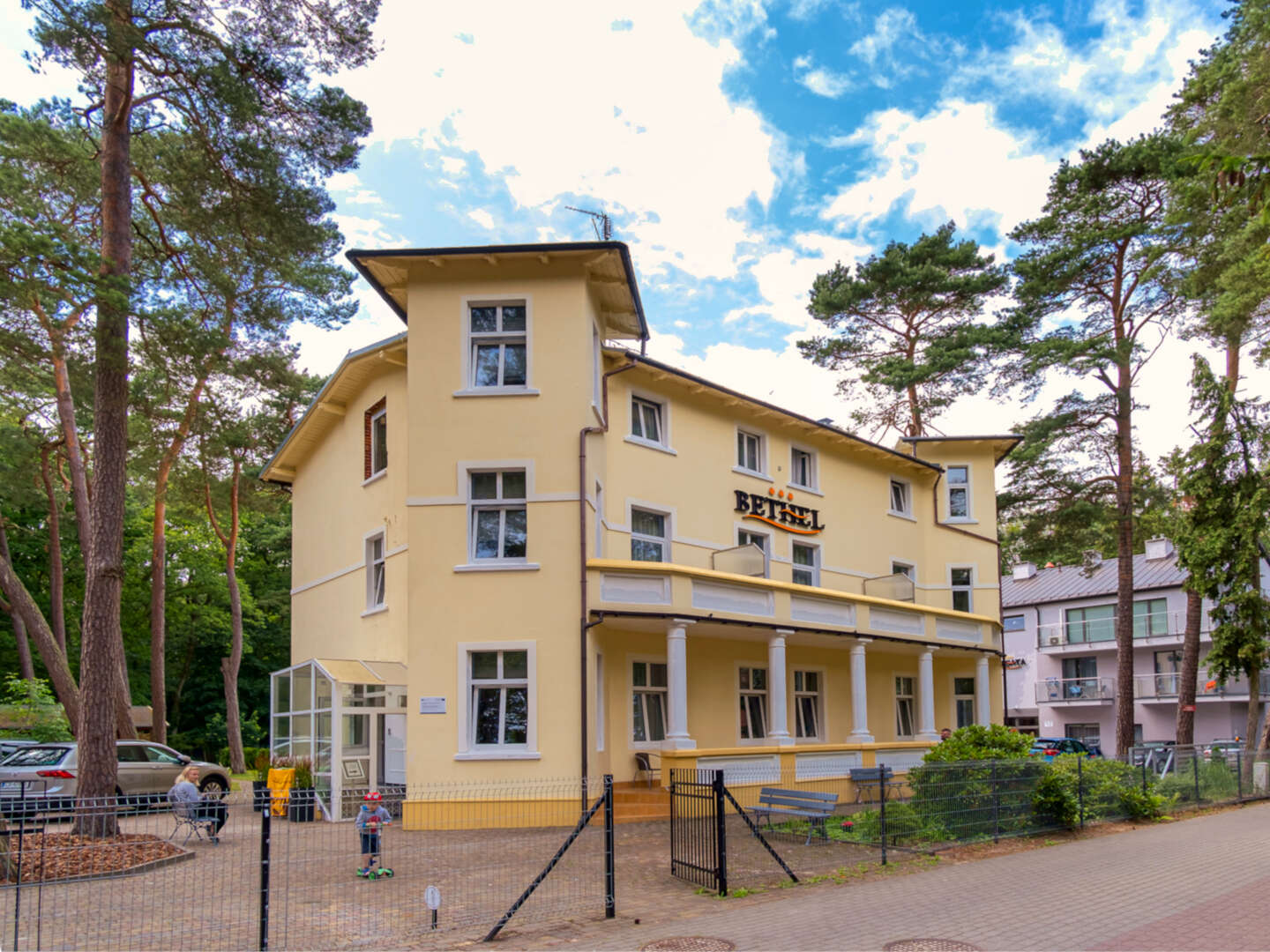 Henkenhagen - 200 m vom Ostseestrand |5 ÜHP  