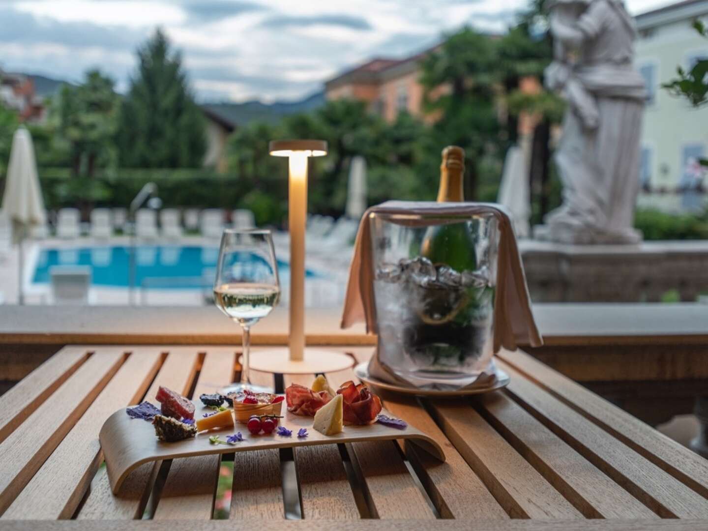 Wellnessvergnügen mit Badespaß am Gardasee inkl. Halbpension | 4 Nächte