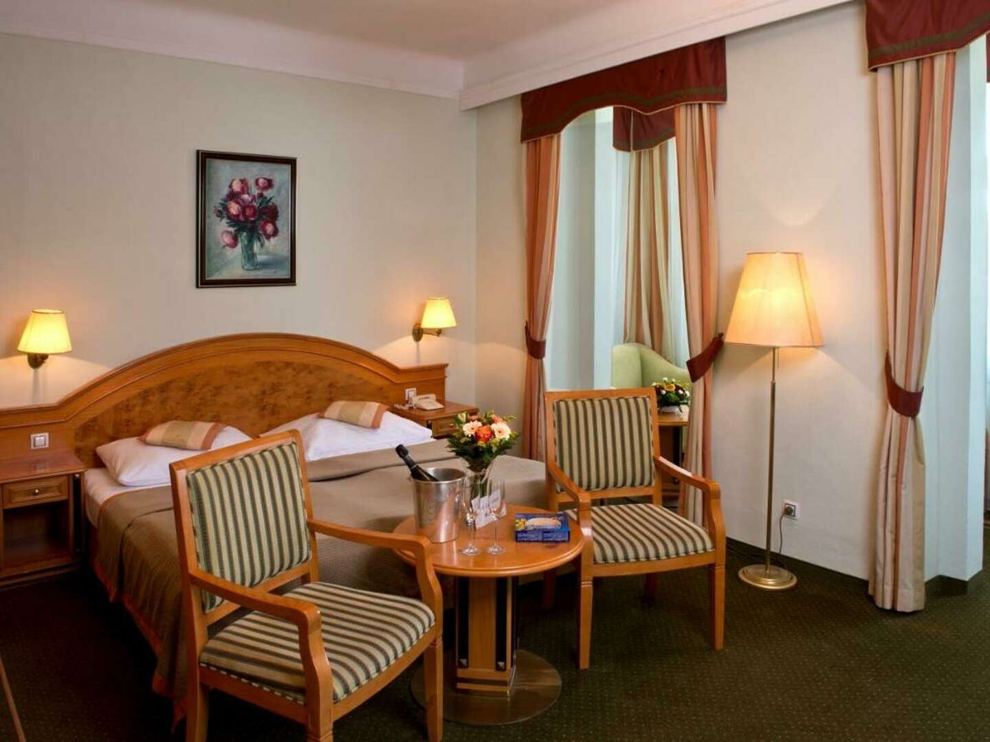 Kurpaket  mit Heil- und Relaxanwendungen im Parkhotel in Marienbad - 6 Nächte          