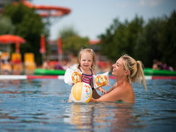 4 Tage Familienauszeit in den neu eröffneten Chalets der Sonnentherme Lutzmannsburg