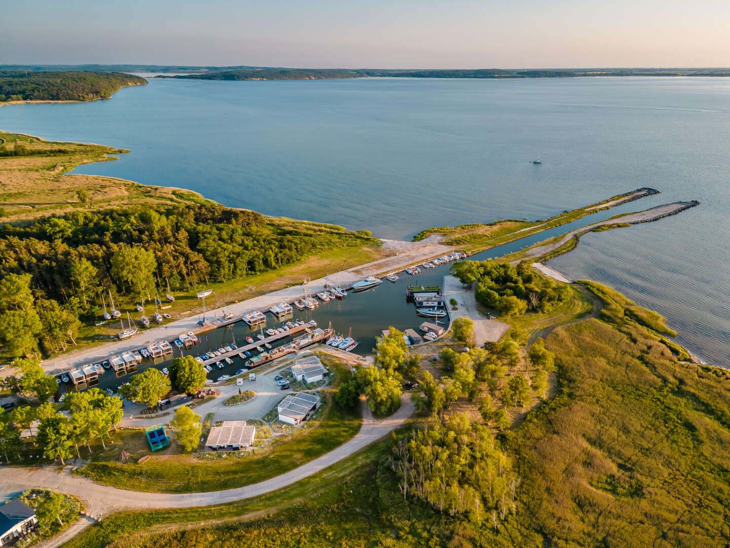 3 Tage Open Air Romantik direkt am Wasser - Schlafen im Schlafstrandkorb  inkl. Frühstück