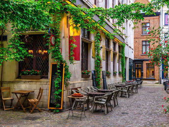 Städtetrip nach Antwerpen 4 Nächte | Terrasse mit Außenpool | Gratis Parken