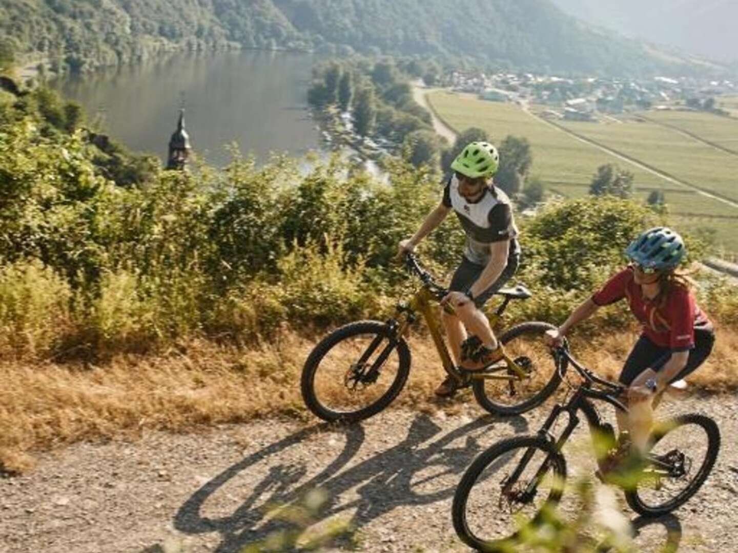 6 Tage Aktivurlaub: Entspannung am Flussufer der Mosel und Verwöhnzeit in der Vulkaneifel Therme