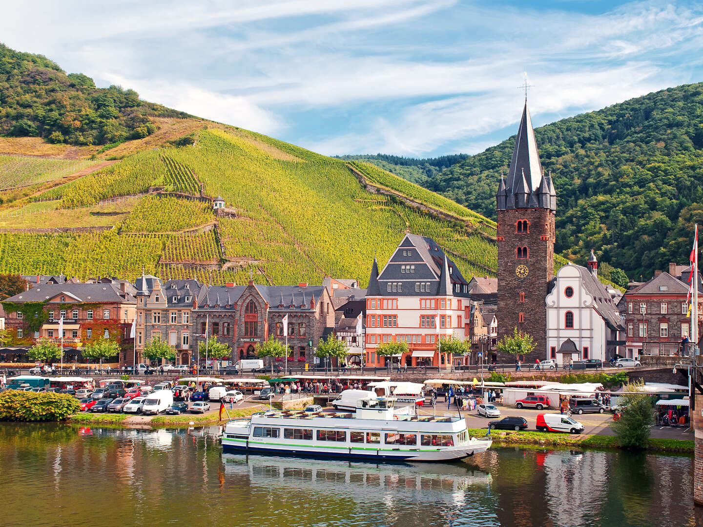 6 Tage Aktivurlaub: Entspannung am Flussufer der Mosel und Verwöhnzeit in der Vulkaneifel Therme