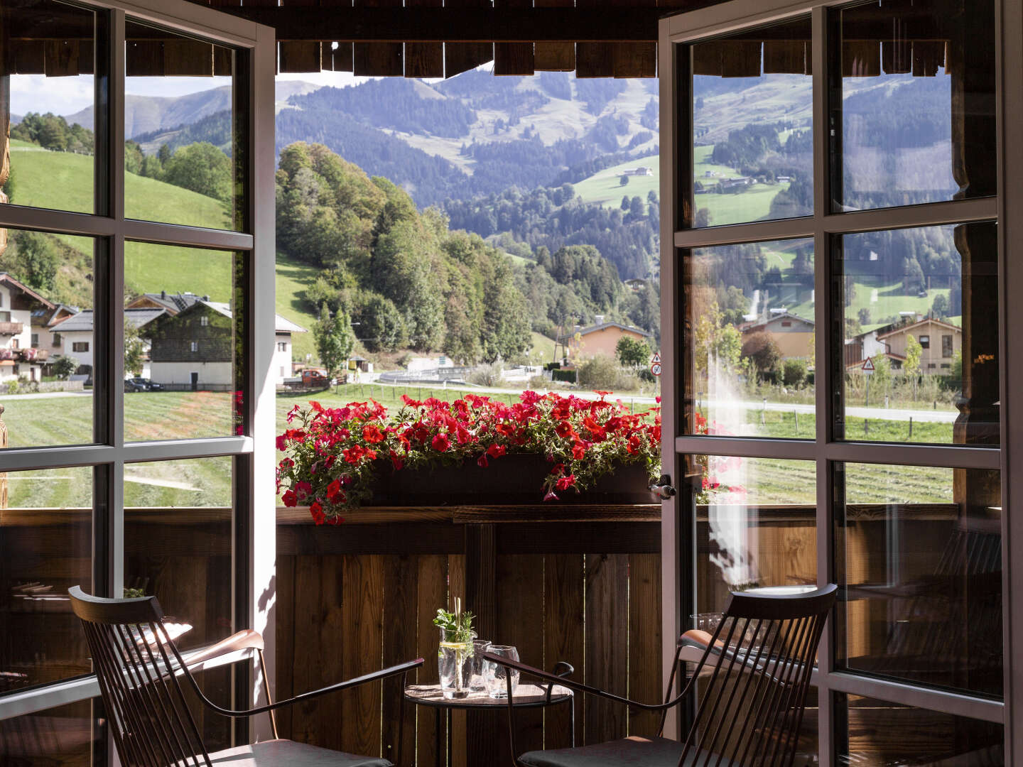 Auszeit vom Alltag im adults only Hotel mit Rooftop Infinity Pool in Maria Alm | 7 Nächte