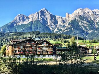 Auszeit vom Alltag im adults only Hotel mit Rooftop Infinity Pool in Maria Alm | 7 Nächte