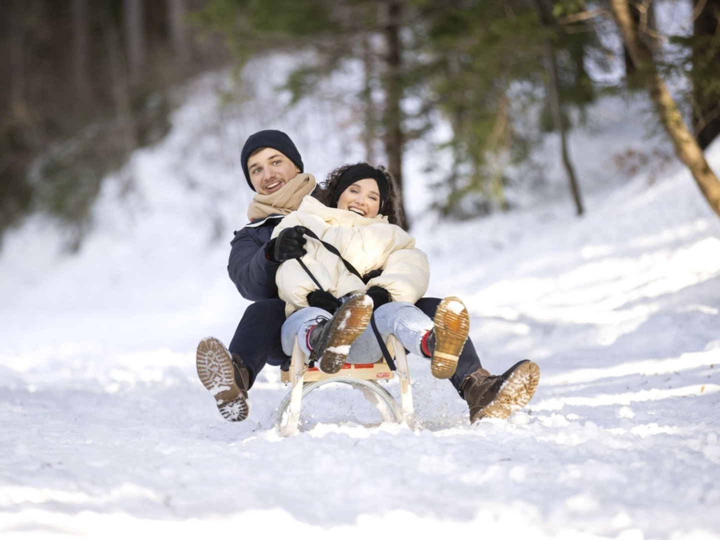 Winterzauber & Rodelspaß im JUFA Hotel Schwarzwald – Ihr Traum-Winterurlaub I 2 Nächte