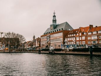 Hafenrundfahrt im Venedig des Nordens - 5 Tage in Emden